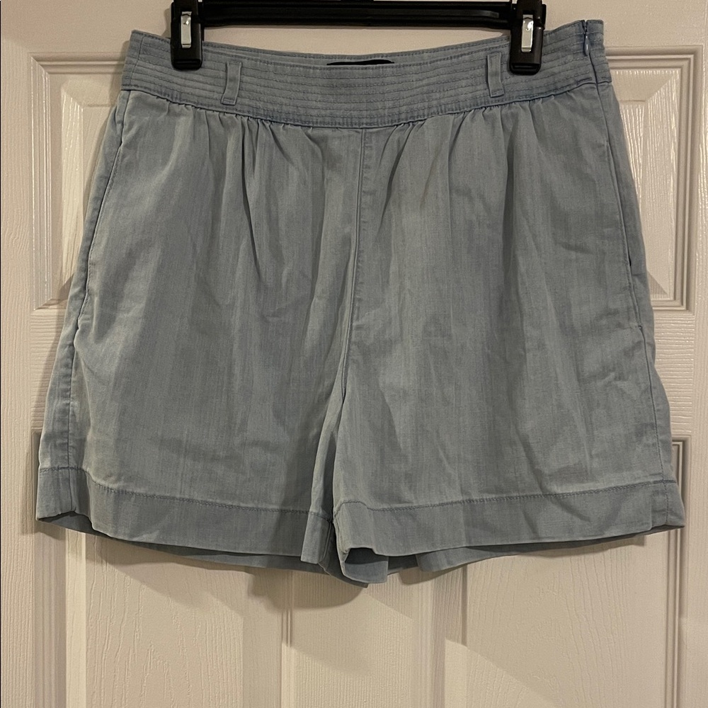 White House Black Market Extra High-Rise 5”Light Denim Shorts